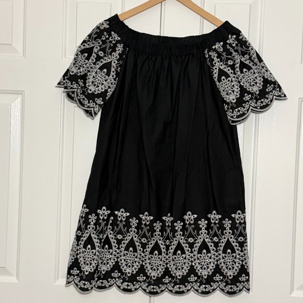 Black and White Embroidered Dress | Boho Peasant | Small